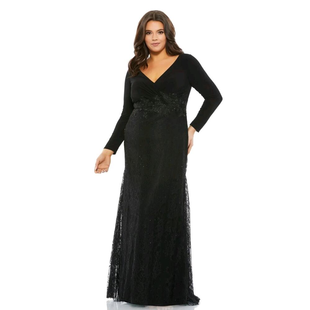 Mac Duggal Black Long Sleeve Embellished Lace Gown NWT